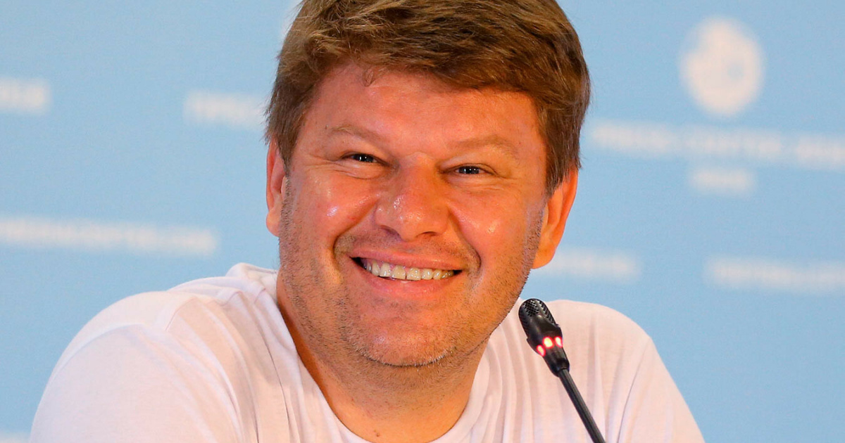 Губерниев о кандидатах на роль Овечкина: «Безруков должен играть зрелого Александра, побившего рекорд Гретцки. Юра Борисов мог бы сыграть молодого Овечкина» фото